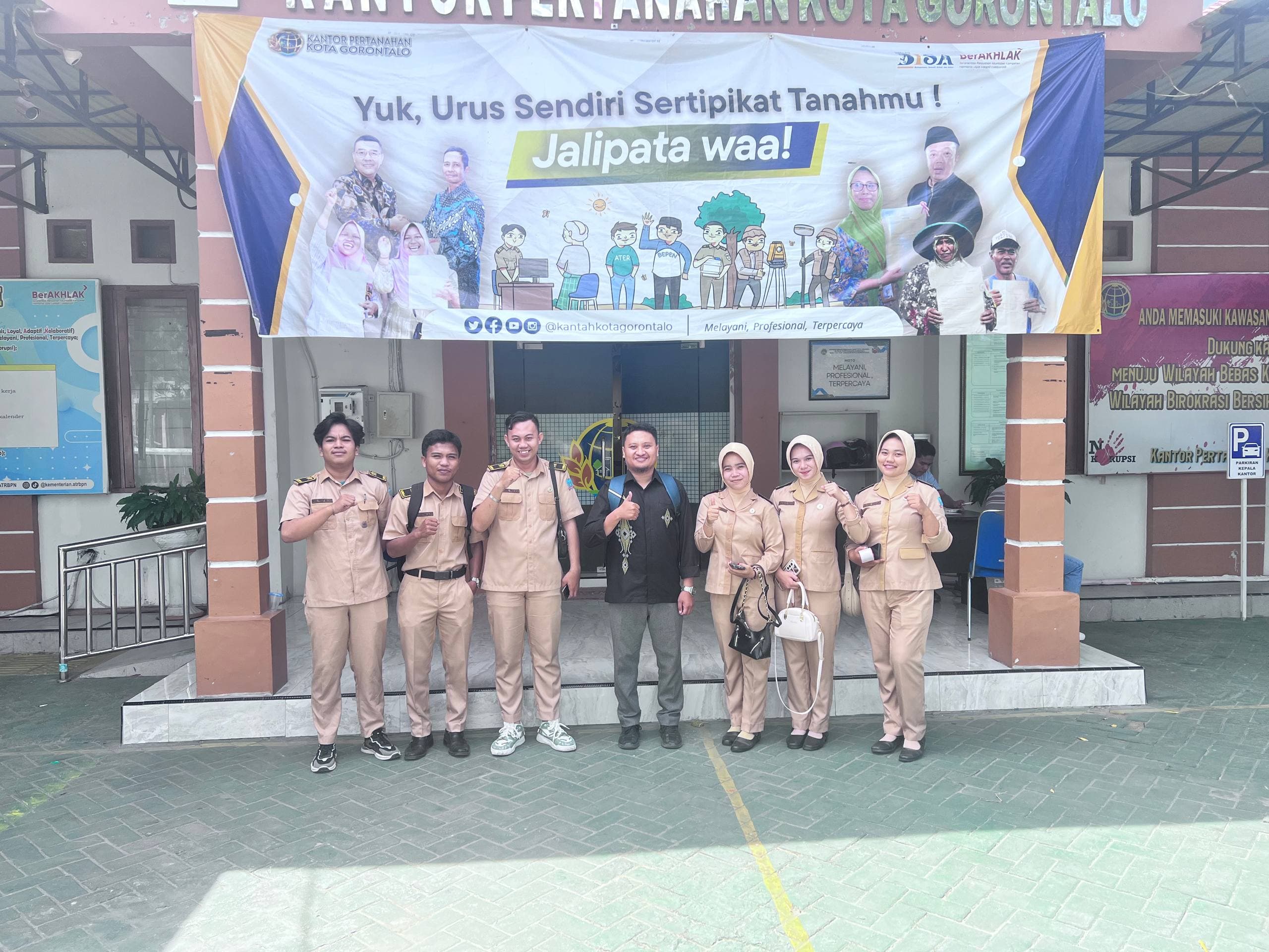 Study Lapangan (Field Study)