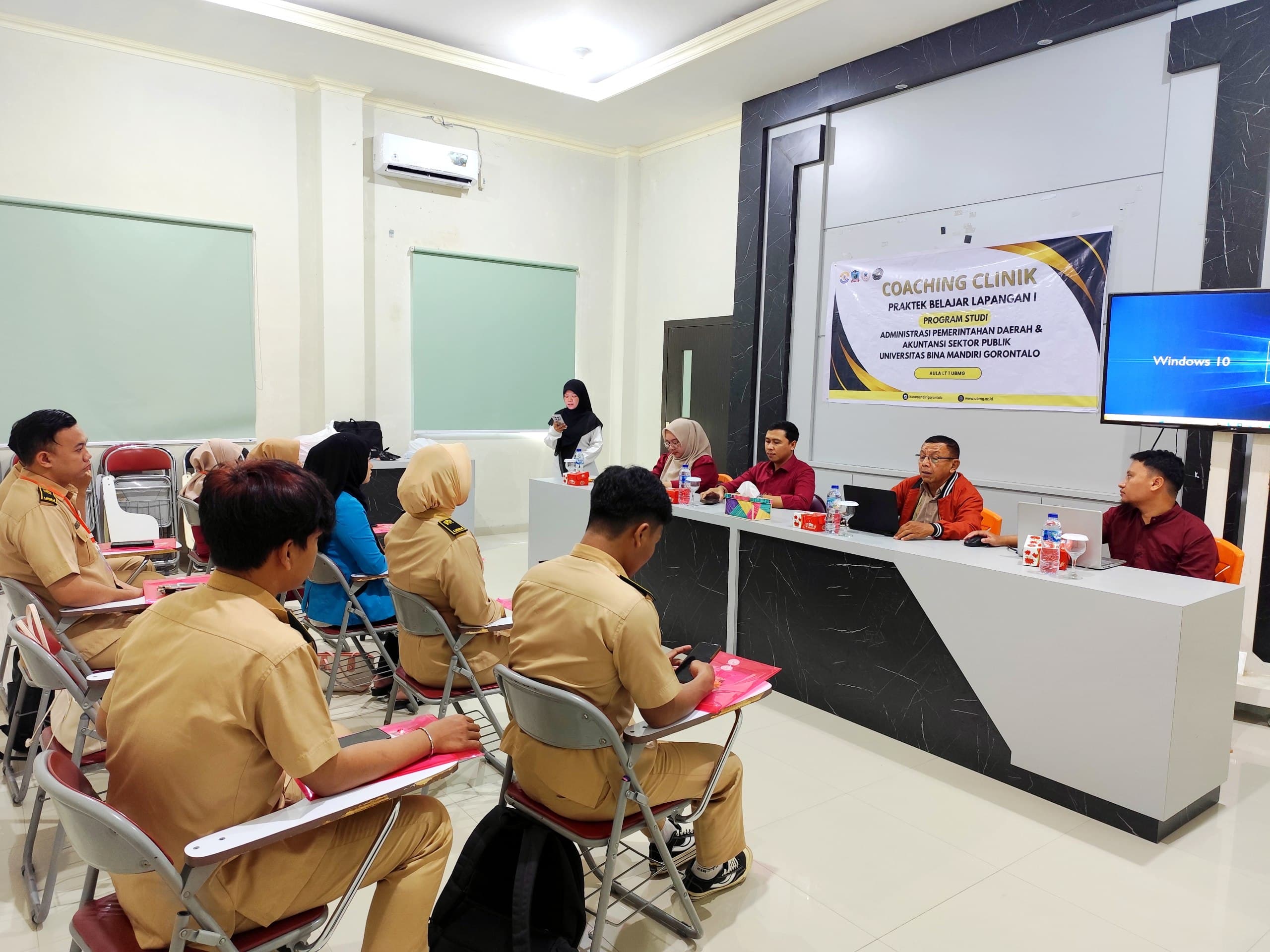 Mantapkan Kesiapan Mahasiswa, FPSP UBMG Gelar Coaching Clinik PBL II Menuju Pengalaman Belajar di Dunia Kerja